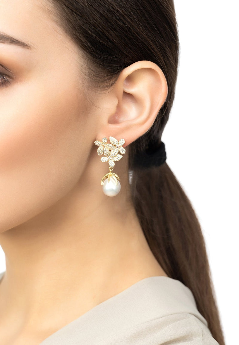 Flowers Pearl Earrings Silver White